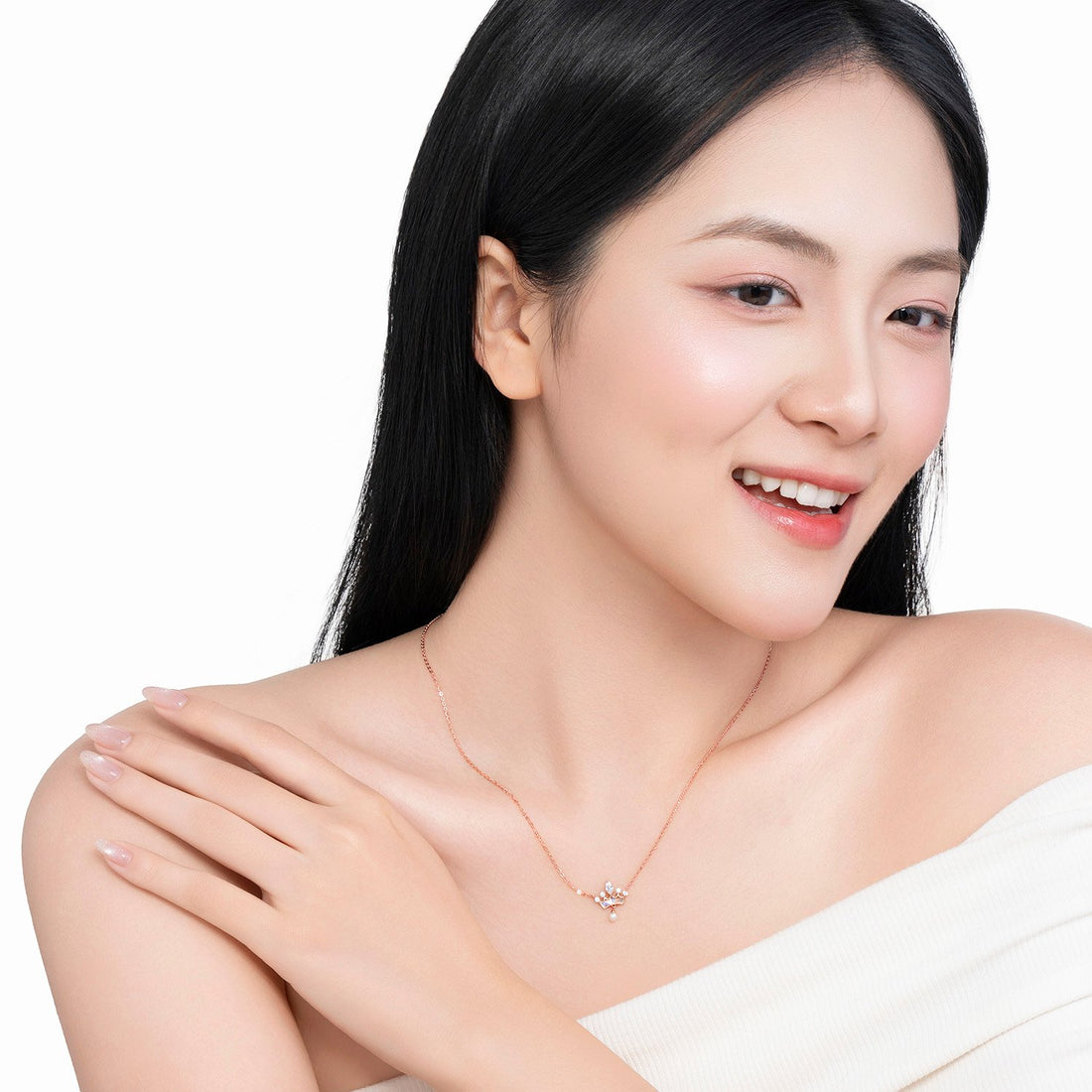 VIELUX QUEEN 14K Gold Rina Pearl Necklace