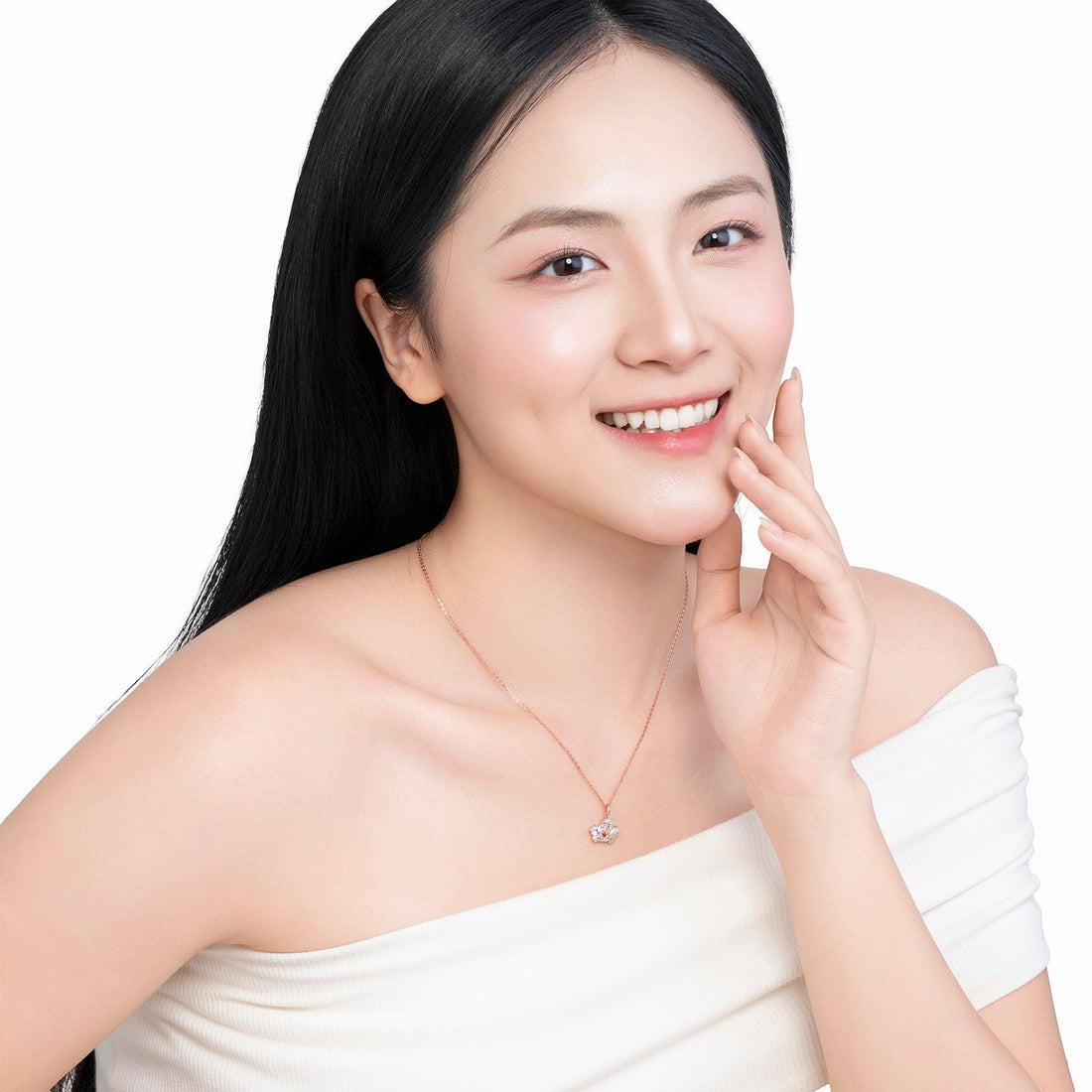 VIELUX QUEEN 14K Gold CZ Lunie Pendant