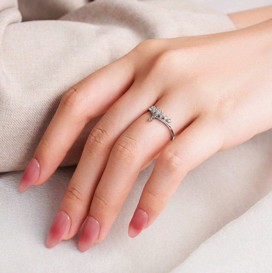 STARLIGHT 14K Gold CZ Fashion Ring