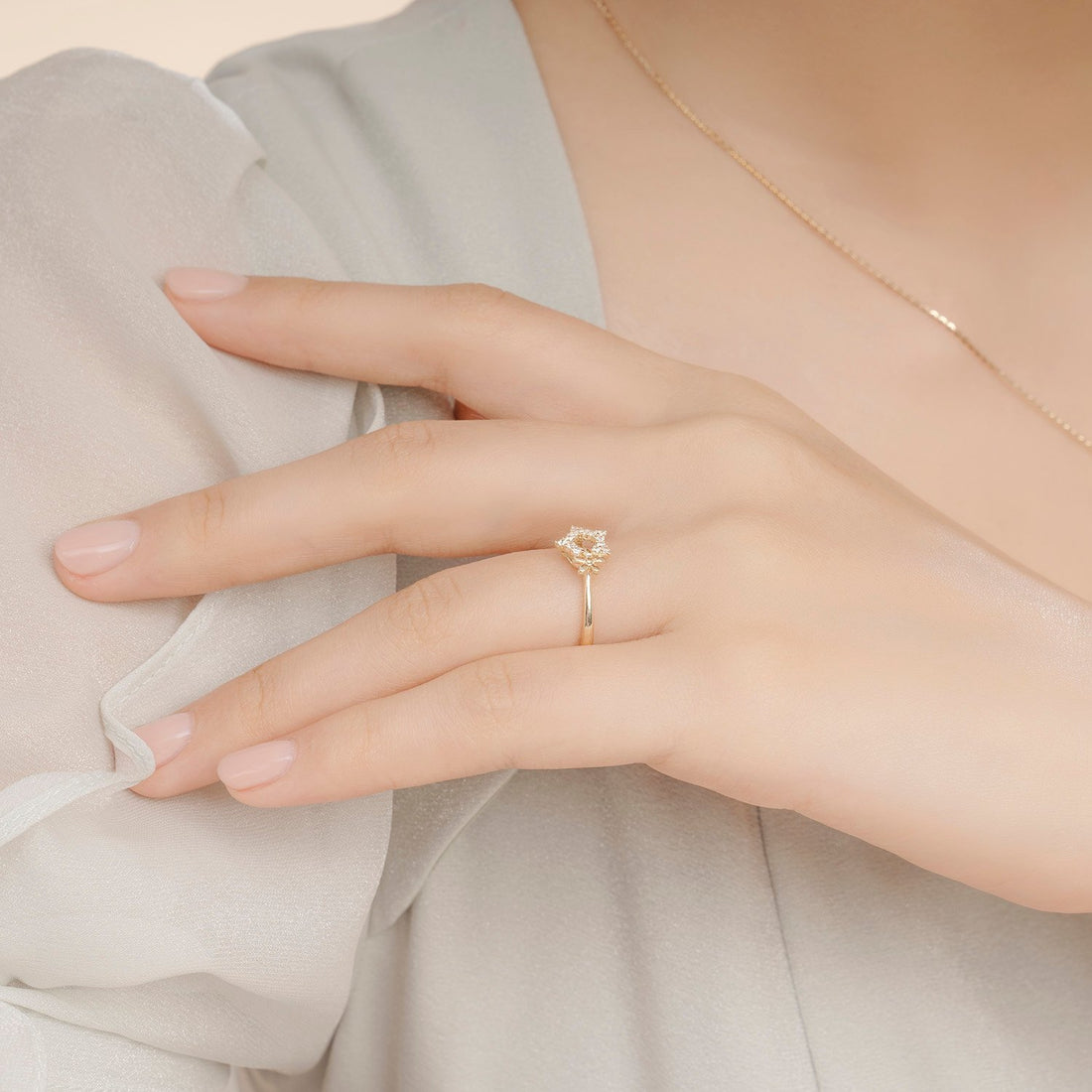 STARLIGHT 14K Gold CZ Fashion Ring